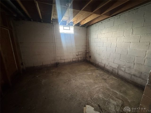 2612 N Gettysburg Avenue, Dayton, OH 45406