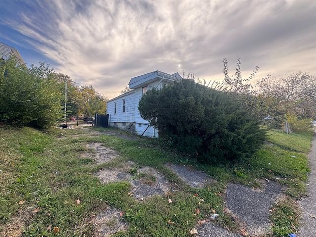 2612 N Gettysburg Avenue, Dayton, OH 45406