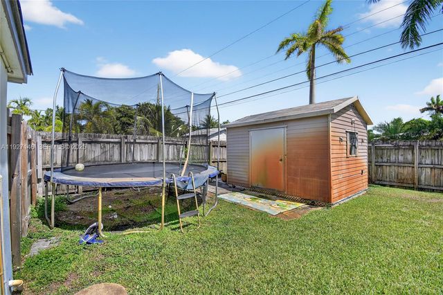 554 NW 46th St 0, Oakland Park, FL 33309