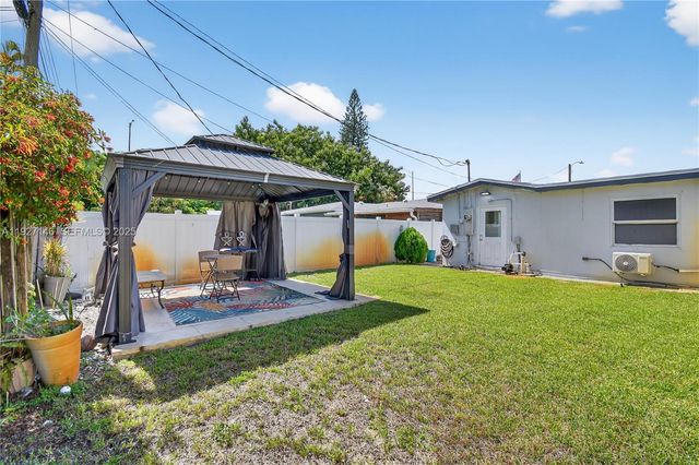 554 NW 46th St 0, Oakland Park, FL 33309