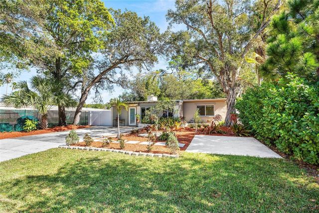 1300 SW 19th Avenue, Fort Lauderdale, FL 33312