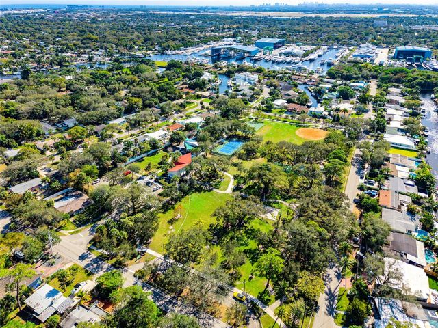 1300 SW 19th Avenue, Fort Lauderdale, FL 33312