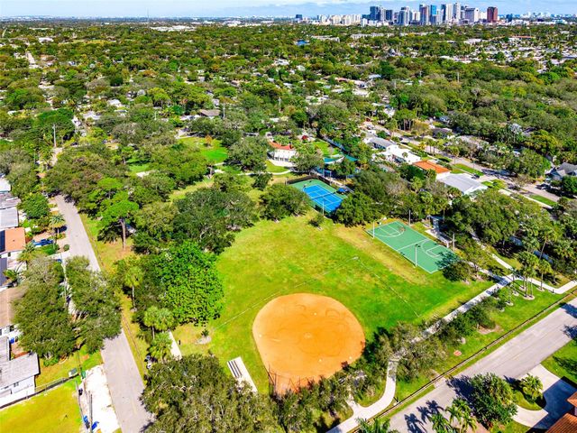 1300 SW 19th Avenue, Fort Lauderdale, FL 33312