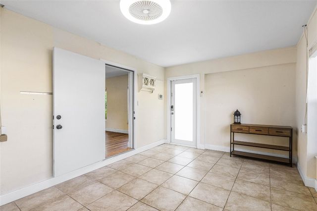 1300 SW 19th Avenue, Fort Lauderdale, FL 33312