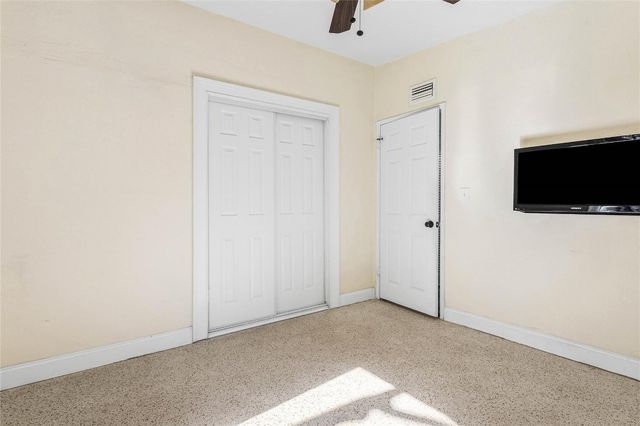 1300 SW 19th Avenue, Fort Lauderdale, FL 33312