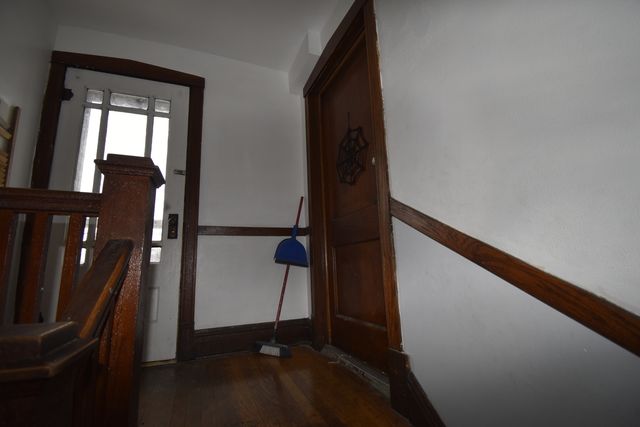 5612 S Sawyer Avenue 2, Chicago, IL 60629