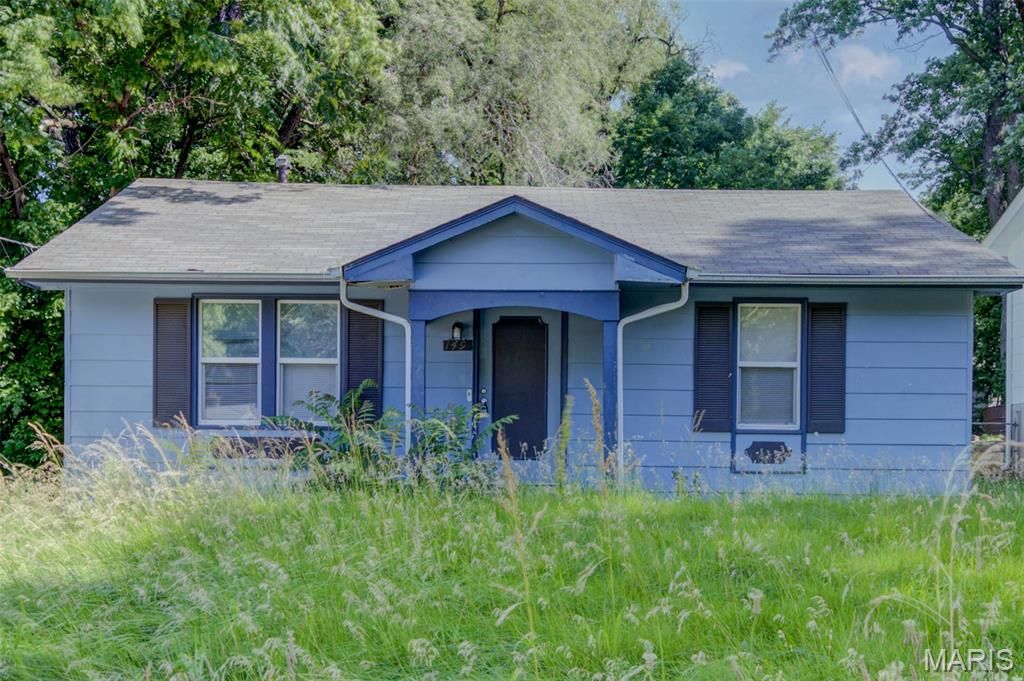149 Flora Drive, St Louis, MO 63135