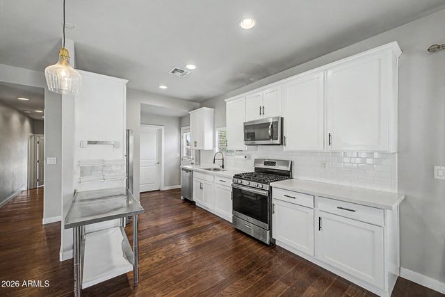 1645 W WILLETTA Street, Phoenix, AZ 85007