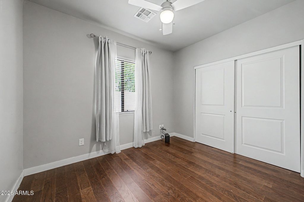 Image 30 of property listing at 1645 W WILLETTA Street, Phoenix, AZ 85007