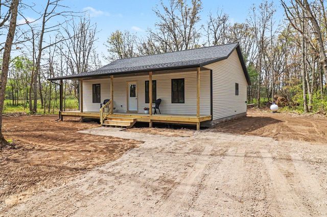 589 S Green Street, White Cloud, MI 49349