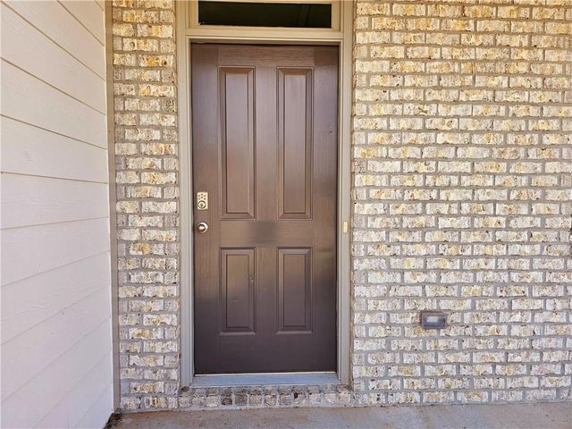 306 Walnut Grove Way, Pendergrass, GA 30567