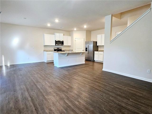 306 Walnut Grove Way, Pendergrass, GA 30567