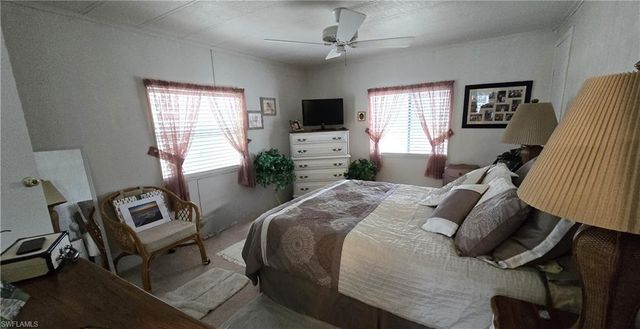 1480 Blue Heron DR, Englewood, FL 34224