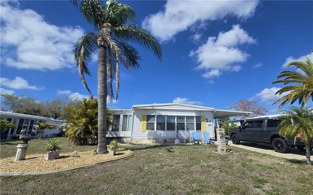 1480 Blue Heron DR, Englewood, FL 34224