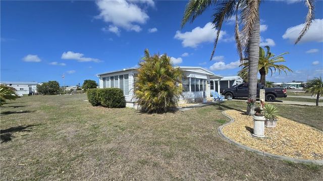 1480 Blue Heron DR, Englewood, FL 34224