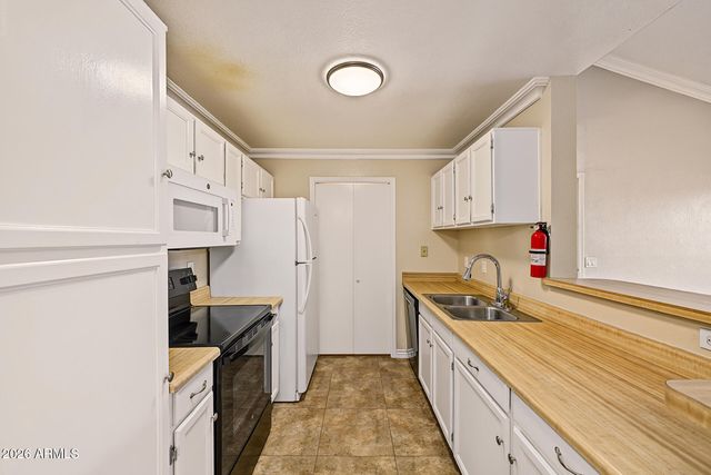 623 W GUADALUPE Road 229, Mesa, AZ 85210