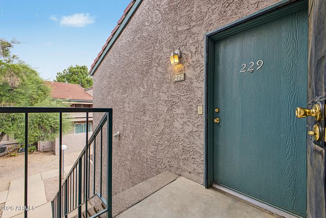 623 W GUADALUPE Road 229, Mesa, AZ 85210