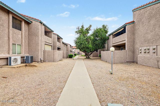623 W GUADALUPE Road 229, Mesa, AZ 85210