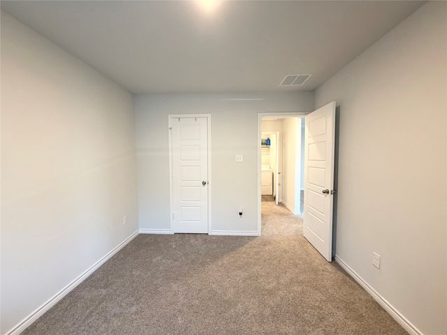 5664 Shore Point Trail, Fort Worth, TX 76119