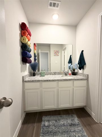 5664 Shore Point Trail, Fort Worth, TX 76119