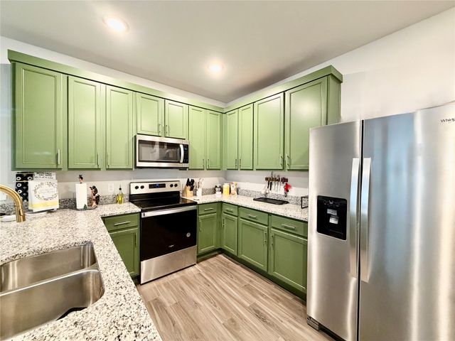 5664 Shore Point Trail, Fort Worth, TX 76119