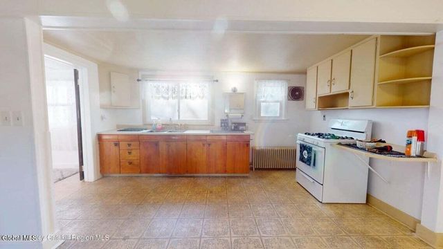 50 Kings Road, Coxsackie, NY 12051