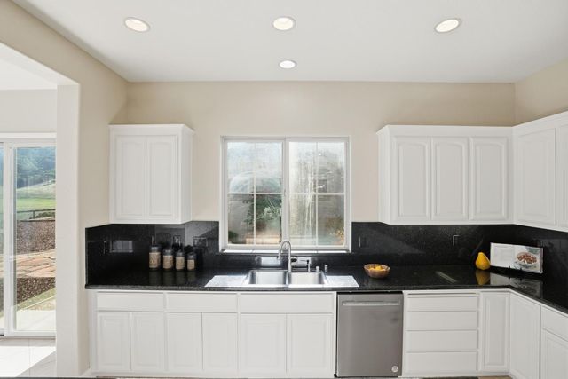 979 Via Rodriguez, San Juan Bautista, CA 95045