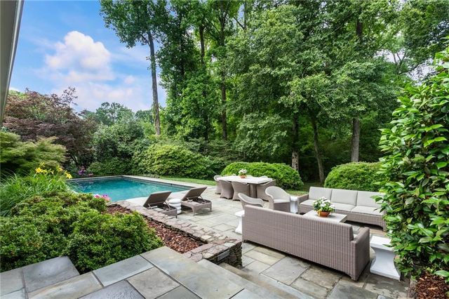 3798 Castlegate Drive, Atlanta, GA 30327