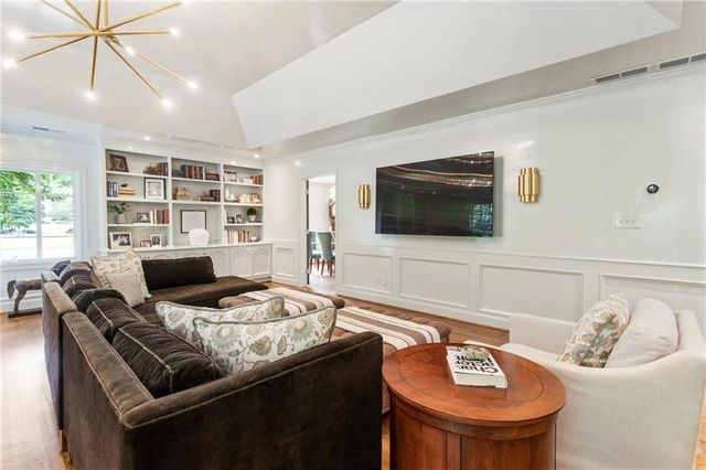 3798 Castlegate Drive, Atlanta, GA 30327