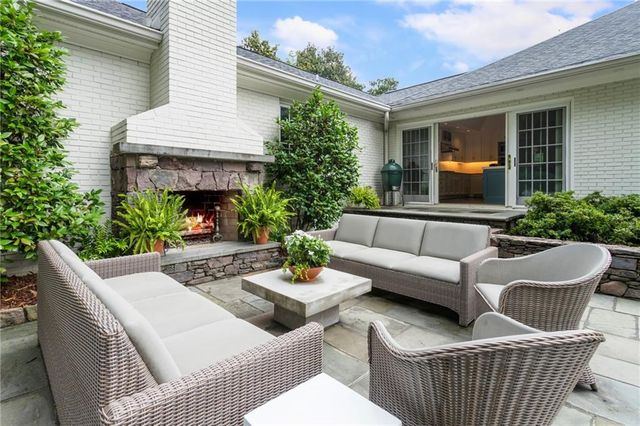 3798 Castlegate Drive, Atlanta, GA 30327