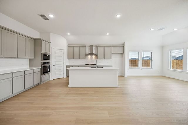 488 Hundred Acre Drive, Waxahachie, TX 75165