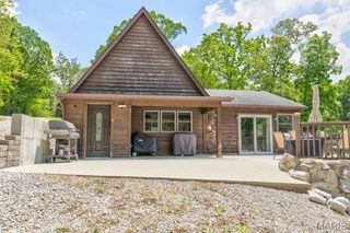 20095 Hidden Lakes Lane, Brighton, IL 62012