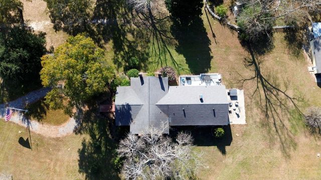 10463 County Line Road, Hemingway, SC 29554