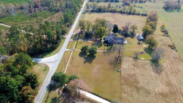 10463 County Line Road, Hemingway, SC 29554