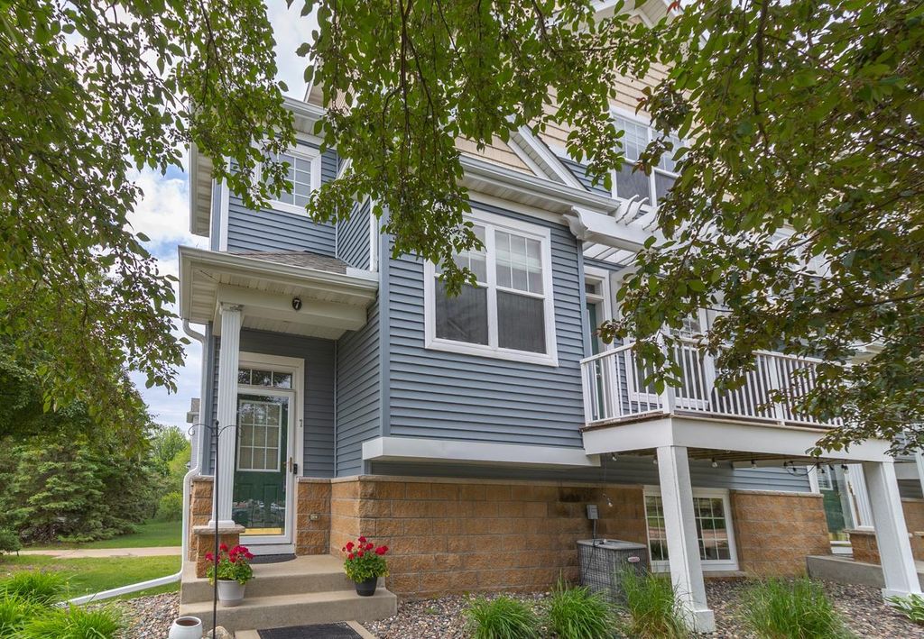 1691 Village Trail E 7, Maplewood, MN 55109 — photo 2