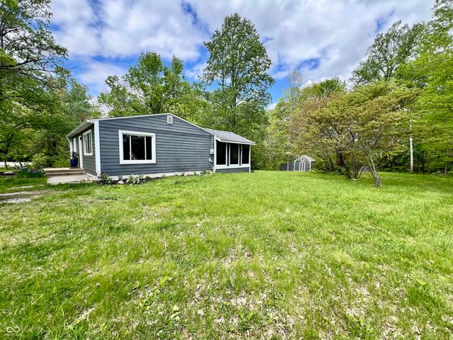 5860 Aho Drive, Avon, IN 46123