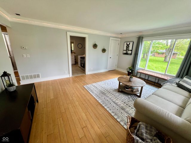 5860 Aho Drive, Avon, IN 46123