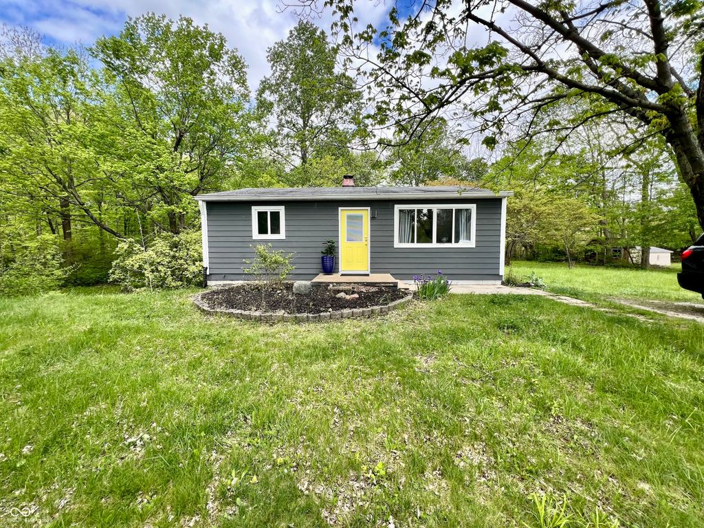 5860 Aho Drive, Avon, IN 46123