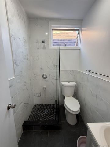 2528 Poplar Street, Bronx, NY 10461