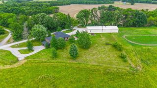 140 COUNTY ROAD 412, Fayette, MO 65248