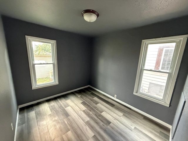 1323 S 37th STREET, Milwaukee, WI 53215