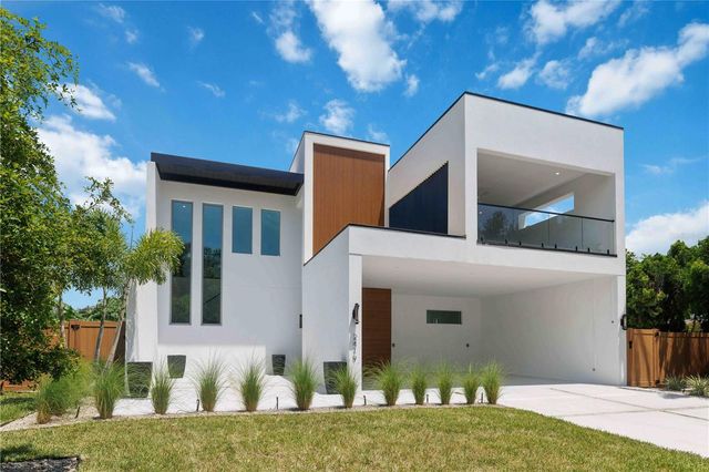 2419 HILLVIEW STREET, Sarasota, FL 34239