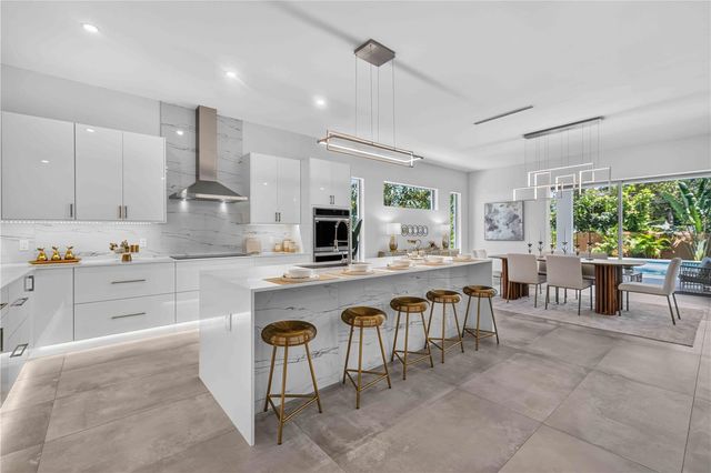 2419 HILLVIEW STREET, Sarasota, FL 34239