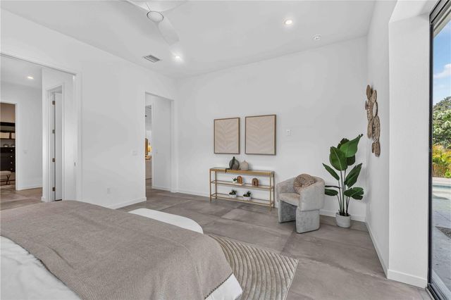 2419 HILLVIEW STREET, Sarasota, FL 34239