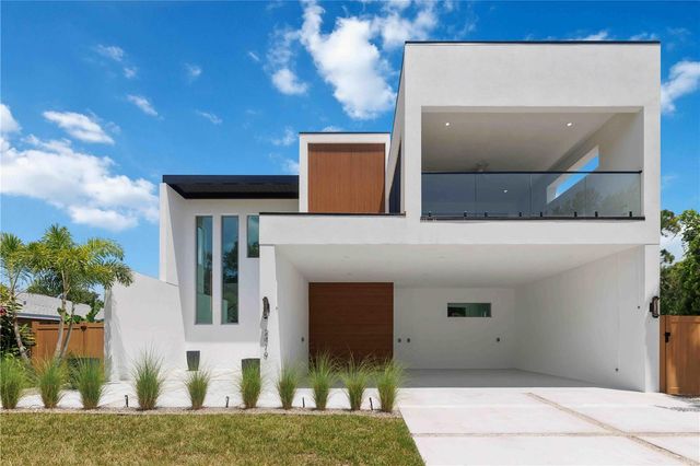 2419 HILLVIEW STREET, Sarasota, FL 34239