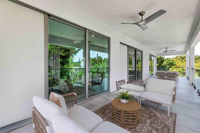2419 HILLVIEW STREET, Sarasota, FL 34239
