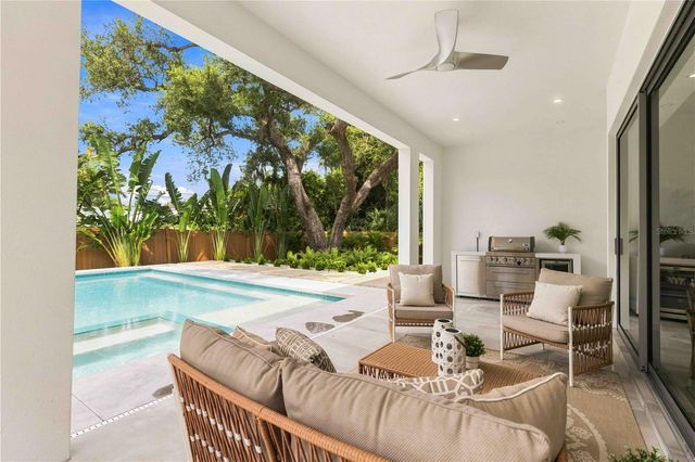 2419 HILLVIEW STREET, Sarasota, FL 34239