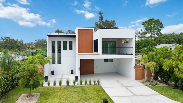 2419 HILLVIEW STREET, Sarasota, FL 34239