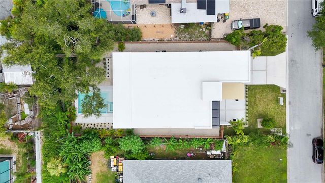2419 HILLVIEW STREET, Sarasota, FL 34239