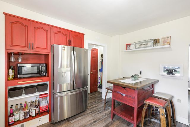 578 Tipton Avenue NW, Elk River, MN 55330